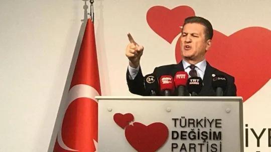 TDP Lideri Sarıgül: 'Kadınların ve gençlerin önünü kesen, siyasi partilerin genel merkezinde olan siyaset baronları ve delege ağaları'