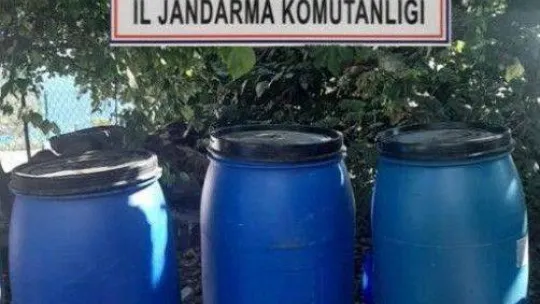 Tekirdağ'da 2 ton kaçak içki ele geçirildi