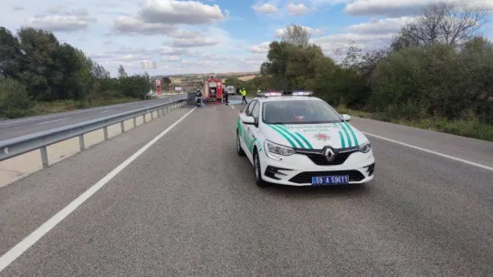 Malkara'da alev alan araçta 1 kişi yanarak öldü, 1 kişi ise ağır yaralı