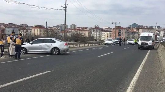 Tekirdağ'da ambulans ile otomobil çarpıştı: 2 yaralı