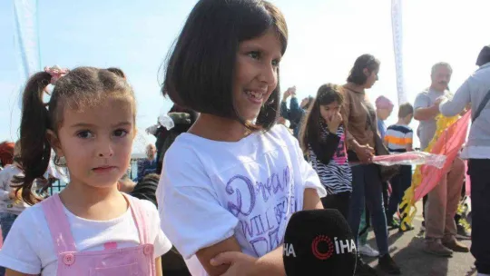 Tekirdağ'da gökyüzü uçurtmalarla kaplandı