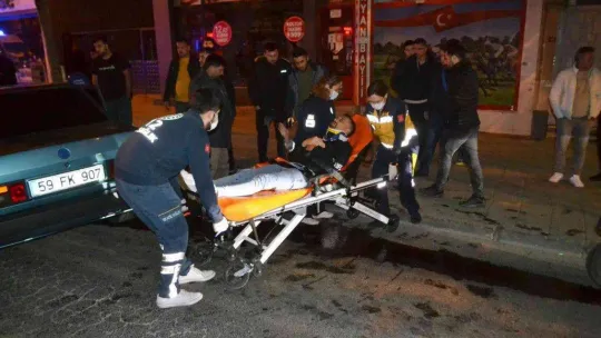 Tekirdağ'da iki araç kafa kafaya çarpıştı: 5 yaralı