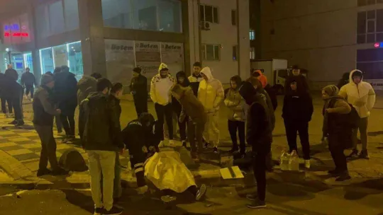 Tekirdağ'da iki otomobil çarpıştı: 4 yaralı