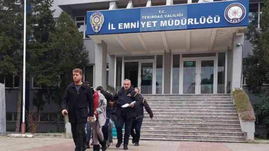 Tekirdağ'da kadın tartıştığı adamı silahla öldürdü