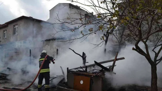 Tekirdağ'daki yangında gergin anlar