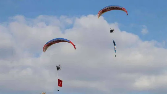 Tekirdağ'ın kurtuluşunun 100. yılında muhteşem gösteri