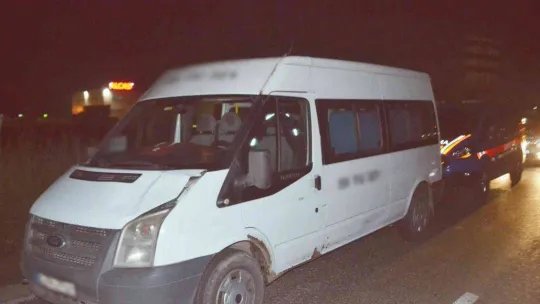 Tekirdağ işçi servisinin çarptığı yaya ağır yaralandı