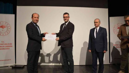 Tekirdağlı çiftçiler suyu tasarruflu kullanmayı öğrendi