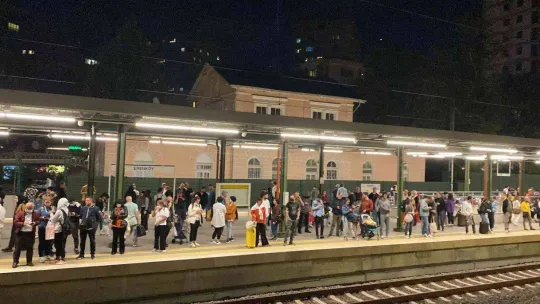 Teknik arıza sonrası Marmaray'da yoğunluk yaşandı