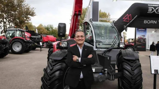 Teknolojik traktörler bu fuarda sergileniyor
