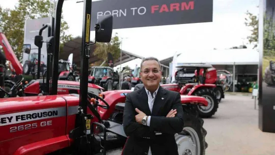 Teknolojik traktörler bu fuarda sergileniyor