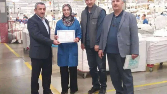 Telafi programını tamamlayan işçilere ustalık belgesi