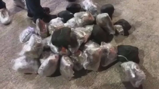 TEM'de durdurulan araçtan 32 kilogram uyuşturucu ele geçirildi