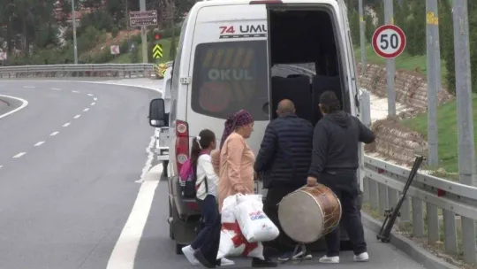 TEM'de servis aracı İETT otobüsü ile çarpıştı: 7 yaralı