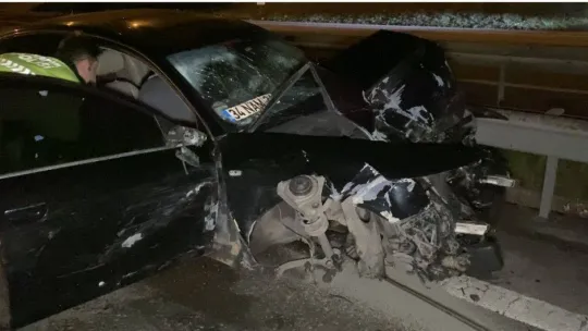 TEM Otoyolu'nda alkollü ve ehliyetsiz sürücü zincirleme kazaya sebep oldu