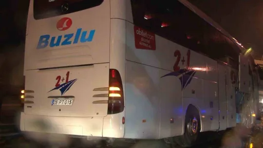 TEM Otoyolu'nda kaza: 2 yaralı