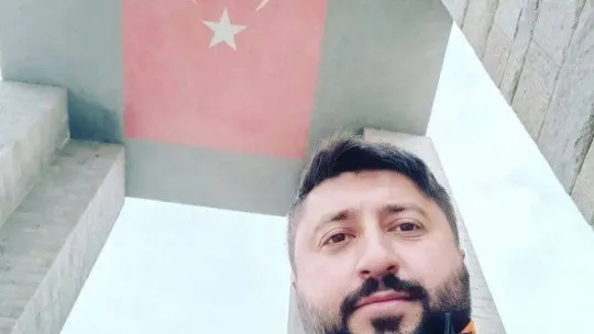 TEM otoyolunda arıza yapan otomobile motosiklet çarptı: 1 ölü