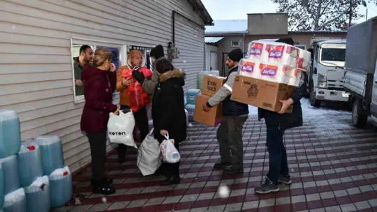 Tepebaşı depremzedeler için seferber oldu