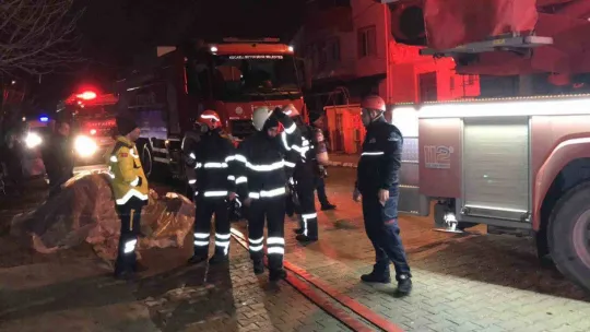 Terastan yükselen dumanlar korkuttu