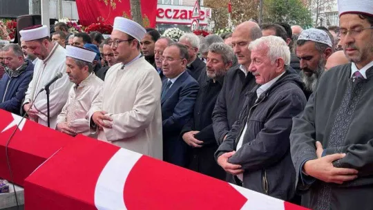 Terör saldırısında hayatını kaybeden çift son yolculuğuna uğurlandı