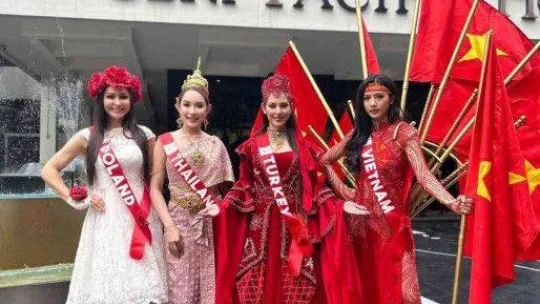 Tescilli güzel Moujan Rajaei Türk turizmini dünyaya tanıtacak