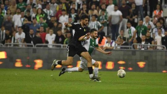 TFF 2. Lig: Bursaspor: 0 - Esenler Erokspor: 3