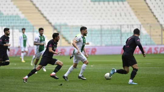 TFF 2. Lig: Bursaspor: 1 - Isparta 32 Spor: 2