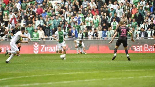 TFF 2. Lig: Bursaspor: 1 - Isparta 32 Spor: 2