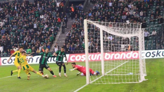 TFF 2. Lig: Kocaelispor: 2 - Adıyaman FK: 0