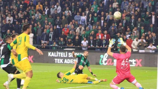 TFF 2. Lig: Kocaelispor: 2 - Adıyaman FK: 0