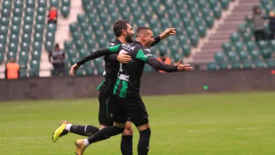 TFF 2. Lig: Kocaelispor: 4 - Etimesgut Belediyespor: 0