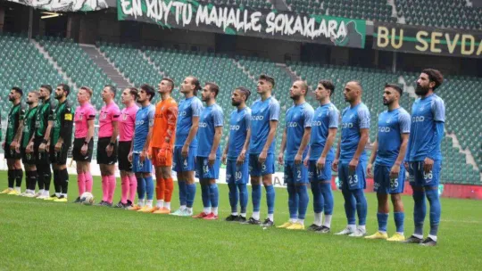 TFF 2. Lig: Kocaelispor:2  - Ankara Demirspor:4