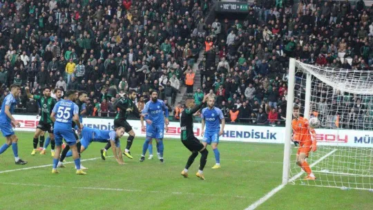 TFF 2. Lig: Kocaelispor:2  - Ankara Demirspor:4
