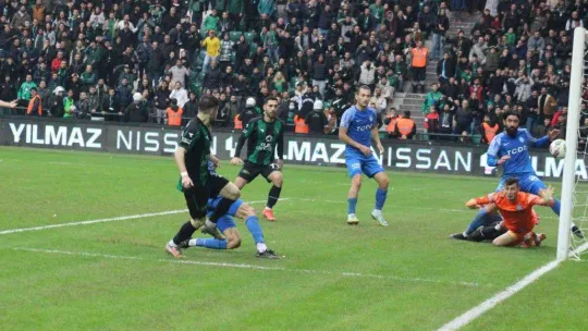 TFF 2. Lig: Kocaelispor:2  - Ankara Demirspor:4