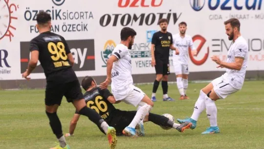 TFF 3. Lig: Belediye Derincespor: 0 - Çatalcaspor: 3