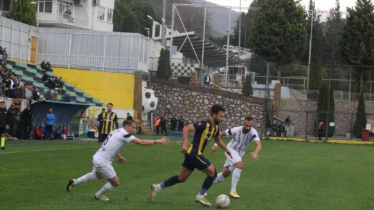 TFF 3. Lig: Belediye Derincespor: 2 - Hacettepe 1945: 1