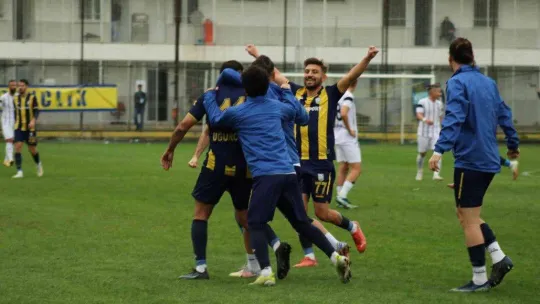 TFF 3. Lig: Belediye Derincespor: 2 - Hacettepe 1945: 1