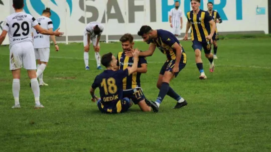 TFF 3. Lig: Belediye Derincespor: 2 - Hacettepe 1945: 1