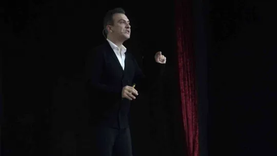 TGRT Haber spikeri Mehmet Aydın'dan öğretmenlere iletişim eğitimi