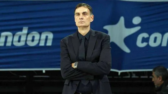 THY Euroleague: A. Efes: 82 - Olympiakos: 71