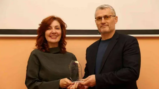 Tiyatrocular gençlere tecrübelerini anlattı