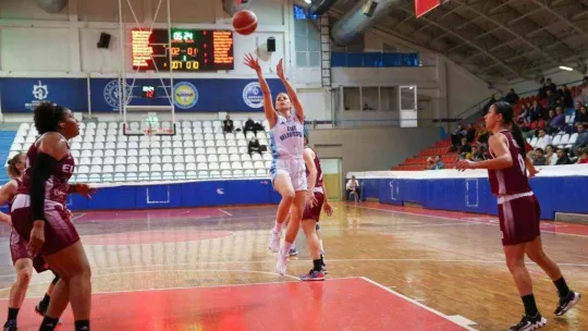 TKBL: İzmit Belediyespor: 82 - Elazığ İl Özel İdare: 76