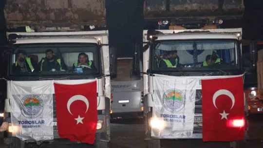 Toroslar Belediyesinden deprem bölgesine ekip ve iş makinesi desteği