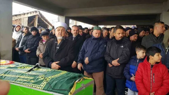 Trafik kazasında hayatını kaybeden hemşire son yolculuğuna uğurlandı