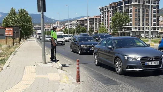 Trafikte tatilcilerin dönüş yoğunluğu başladı