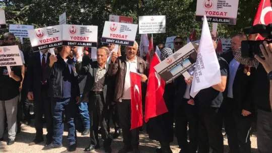 TÜGŞAV: 'HDP bir daha meclise girememek üzere kapatılsın'