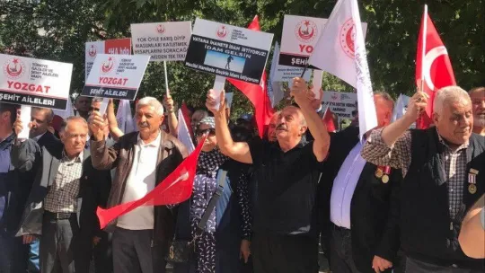 TÜGŞAV: 'HDP bir daha meclise girememek üzere kapatılsın'