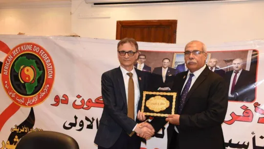 Türk dövüş ustası Sijo Yüksel Yılmaz, Kahire'de hünerlerini sergiledi