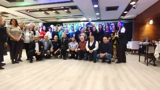 Türk sanat müziği korosundan unutulmaz gece