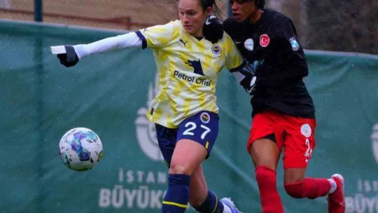 Turkcell Kadın Futbol Süper Ligi: Ataşehir Belediye Spor: 0 - Fenerbahçe: 6
